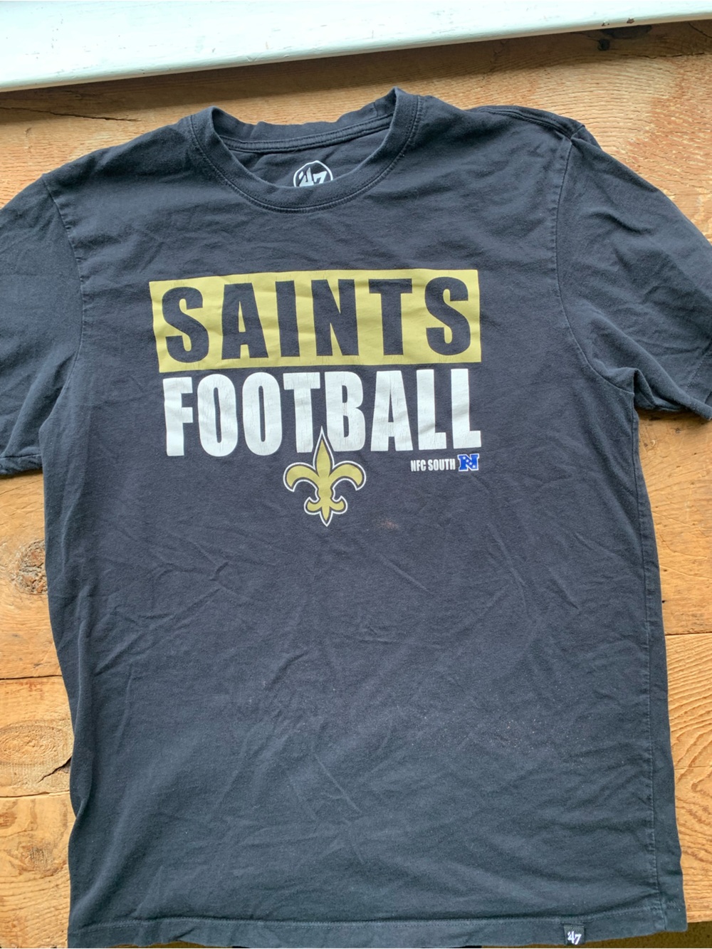 47 Brand Black and Gold New Orleans Saints Football Tee